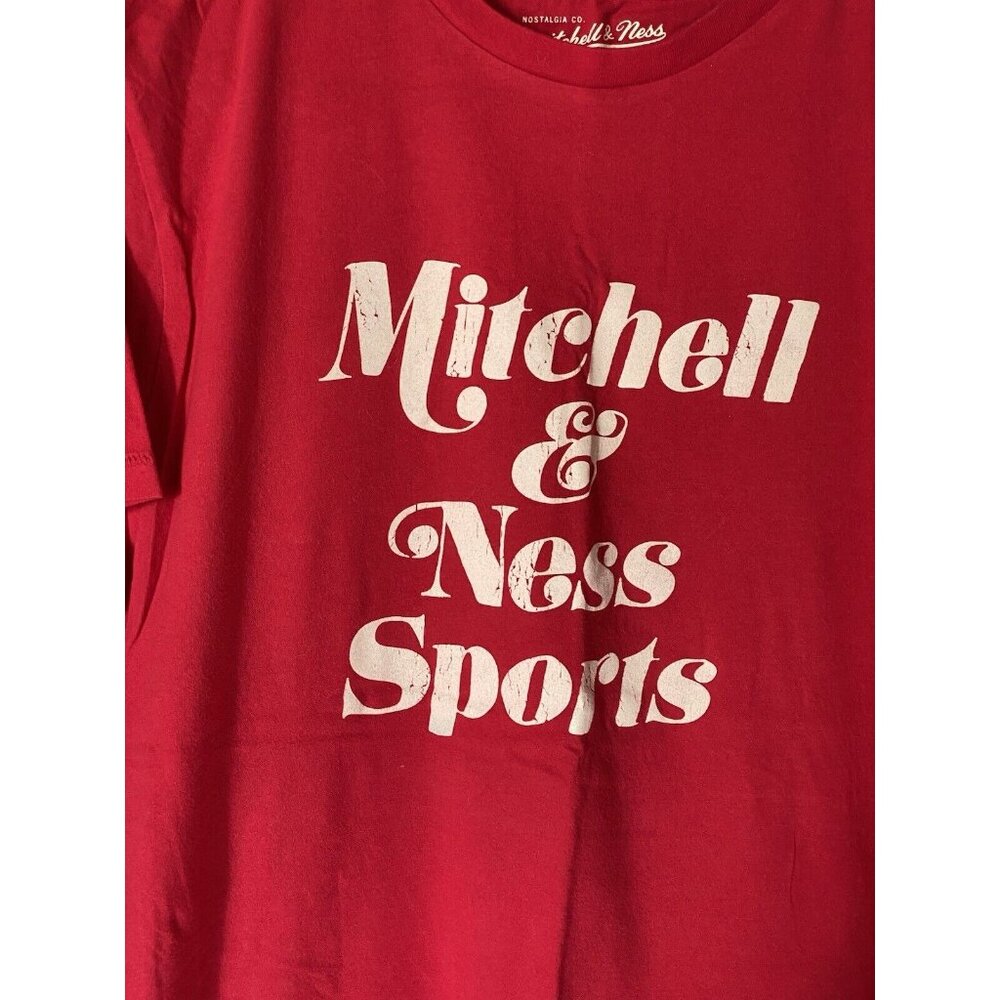 Mitchell & Ness Red S/S T-Shirt Men's Size M Medium Spell-Out Tailored Fit - Picture 3 of 11